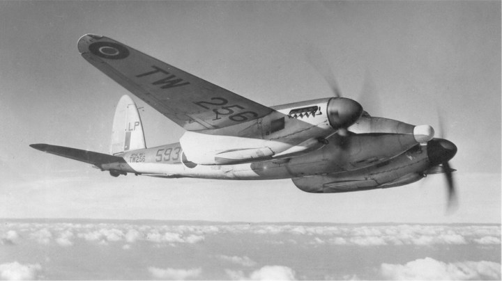 A beautiful air-to-air portrait of a clean Sea Mosquito TR.33 in its natural element. (Courtesy of the Dan Shumaker Collection, www.shu-aero.com)