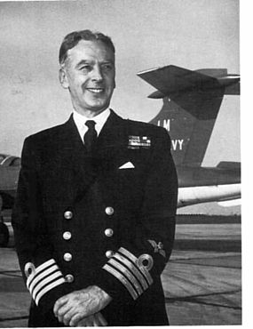 Captain Eric Melrose "Winkle" Brown, CBE, DSC, AFC, Hon FRAeS, RN, in front a Blackburn Buccaneer around 1960. (wikipedia)