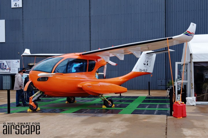 A unique South African project, the Vormbaum C-Wolf amphibious ‘bush plane’ prototype, developed by a Johannesburg engineering business for a range of military, paramilitary and civilian roles. (© Niel Swart)
